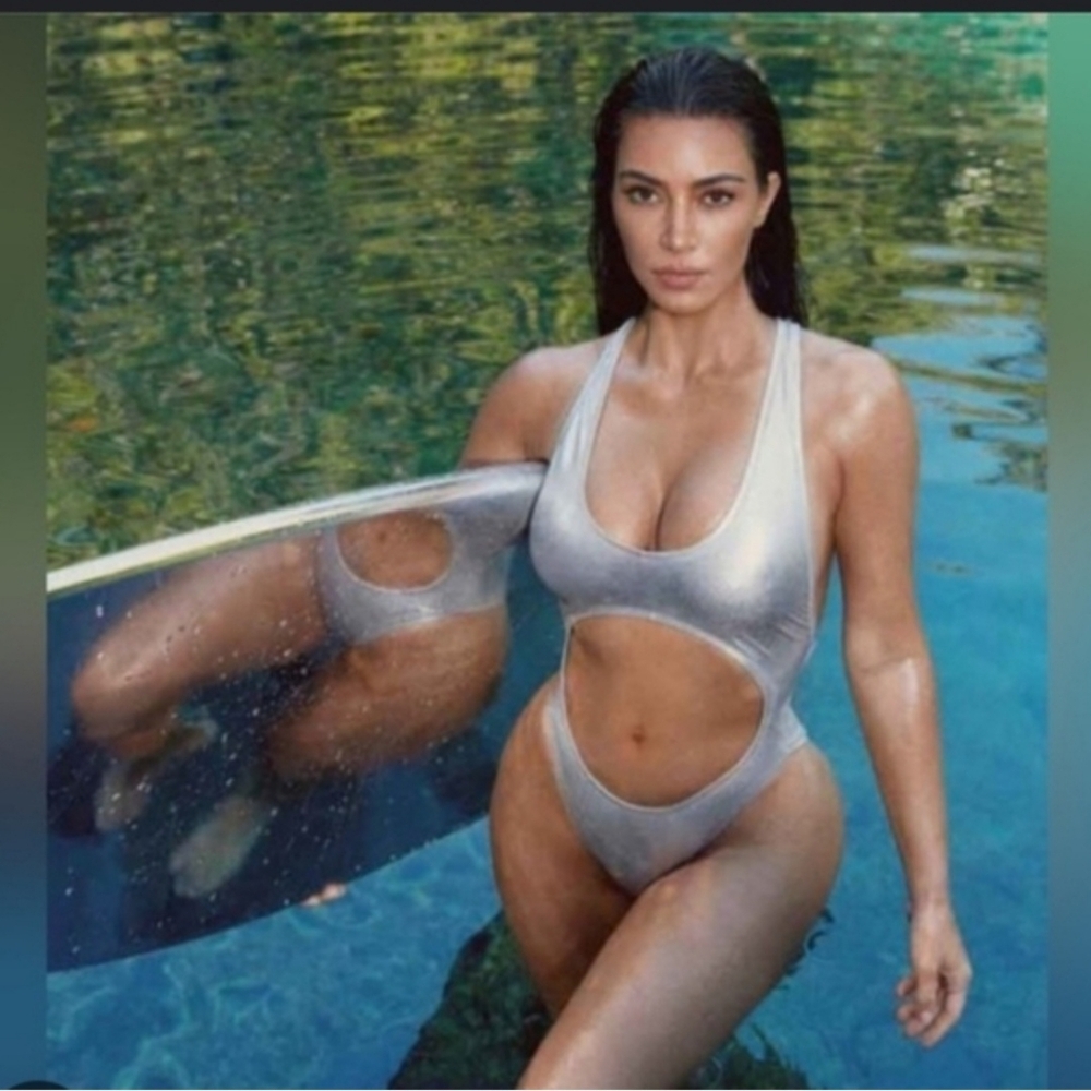 Skims Monokini